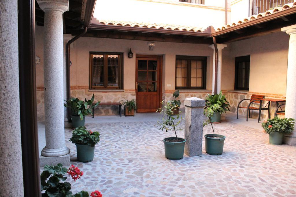 Los Laureles 2 Urda Exteriör bild